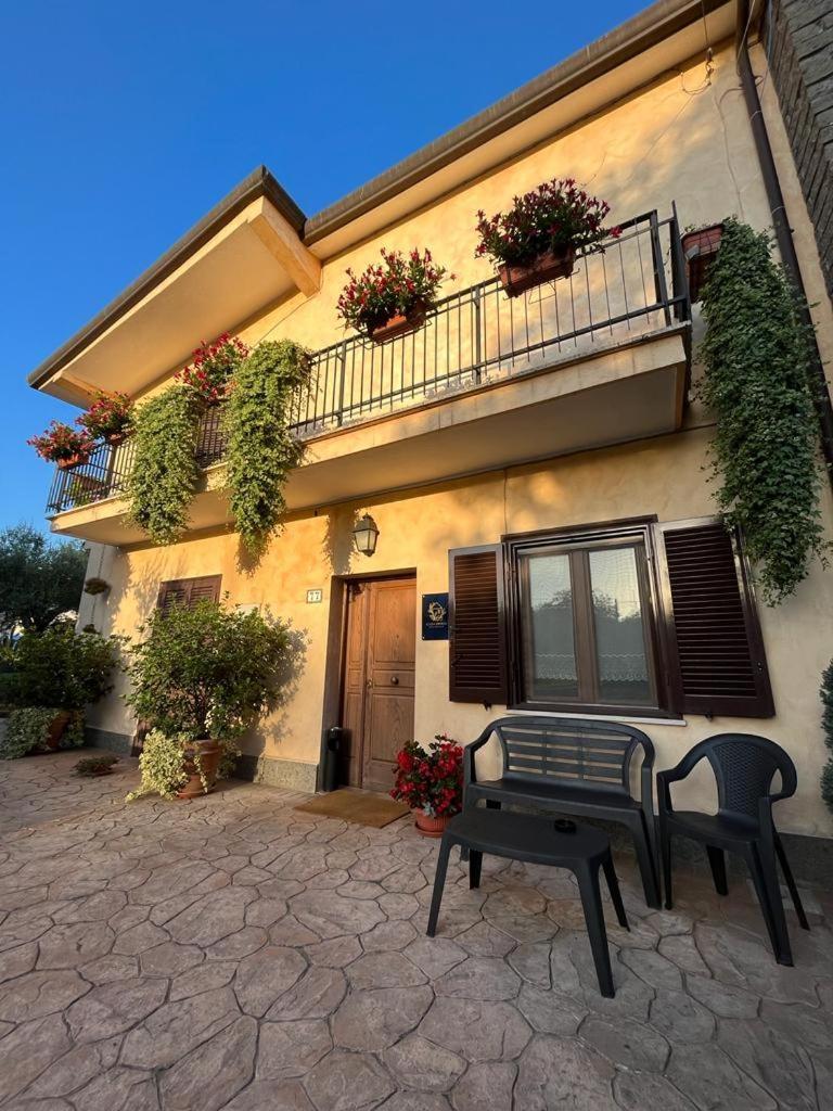 B&B Casa Doria Valmontone Eksteriør bilde